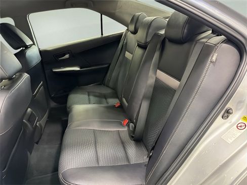 Used 2012 Toyota Camry SE image 24