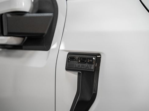 Certified 2023 Ford F150 Lariat w/ Equipment Group 502A High image 17