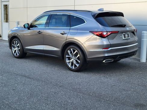 Used 2023 Acura MDX SH-AWD w/ Technology Package image 3