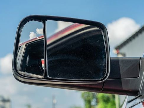 Used 2019 RAM 1500 Big Horn image 11