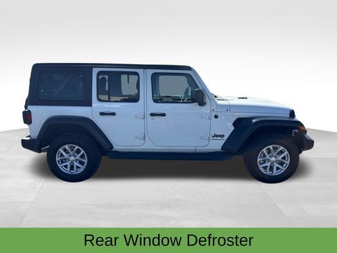 Used 2023 Jeep Wrangler Unlimited Sport AWD/4WD image 9
