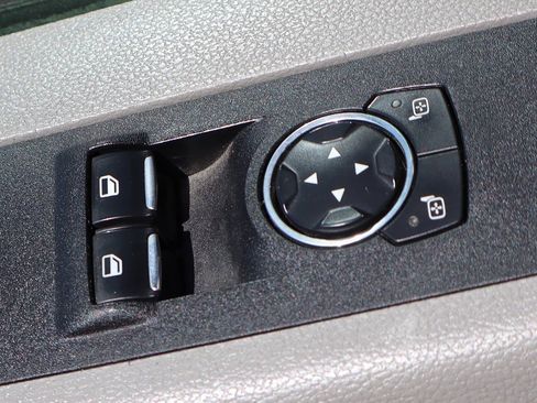 Used 2017 Ford F550 4x4 Regular Cab Super Duty image 19