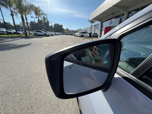 New 2025 Nissan Versa SV w/ Trunk Package image 35