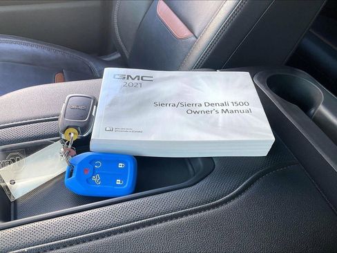 Used 2021 GMC Sierra 1500 AT4 AWD/4WD image 12