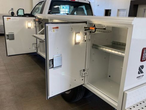 New 2025 Ford F350 XL w/ XL Chrome Package image 6