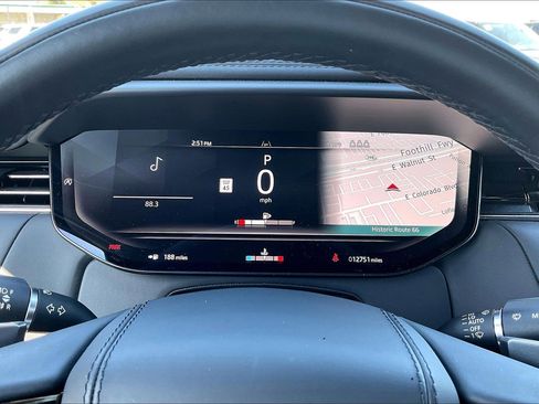 Used 2024 Land Rover Range Rover Sport Dynamic SE image 23