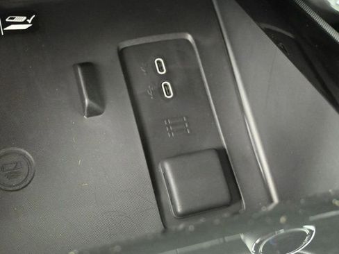 New 2025 Chevrolet Silverado EV LT AWD/4WD image 27