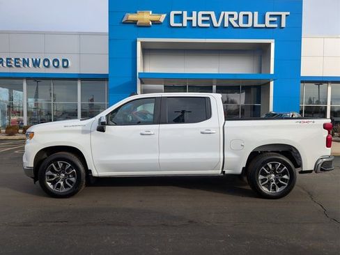 Used 2023 Chevrolet Silverado 1500 LT image 2