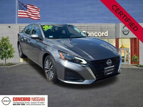 Certified 2023 Nissan Altima 2.5 SV AWD/4WD image 1