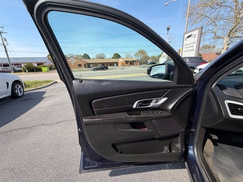 Used 2015 GMC Terrain SLE FWD image 27