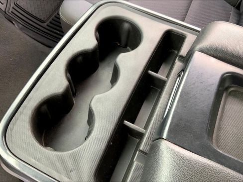 Used 2019 Chevrolet Silverado 1500 LT RWD image 17
