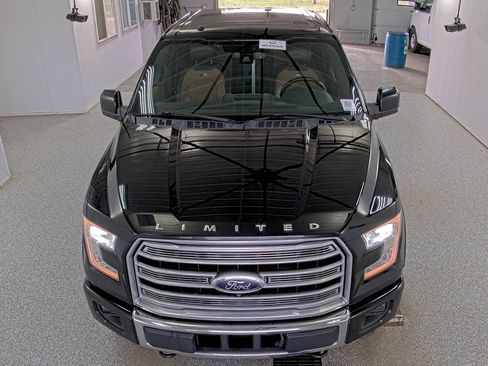Used 2017 Ford F150 Limited image 7