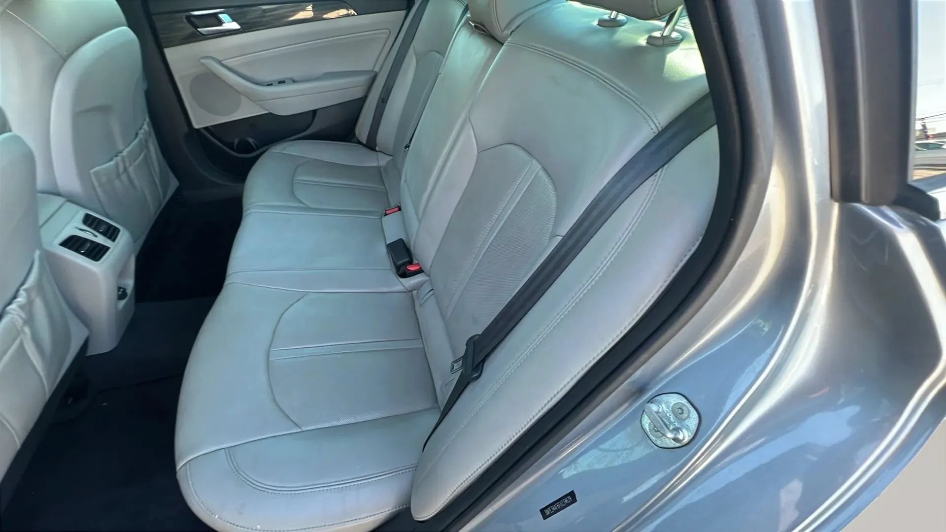 Used 2015 Hyundai Sonata Limited FWD image 16