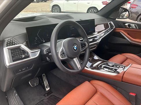 Used 2026 BMW X5 sDrive40i w/ M Sport Package RWD image 16