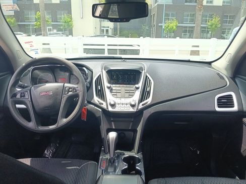 Used 2015 GMC Terrain SLE FWD image 12