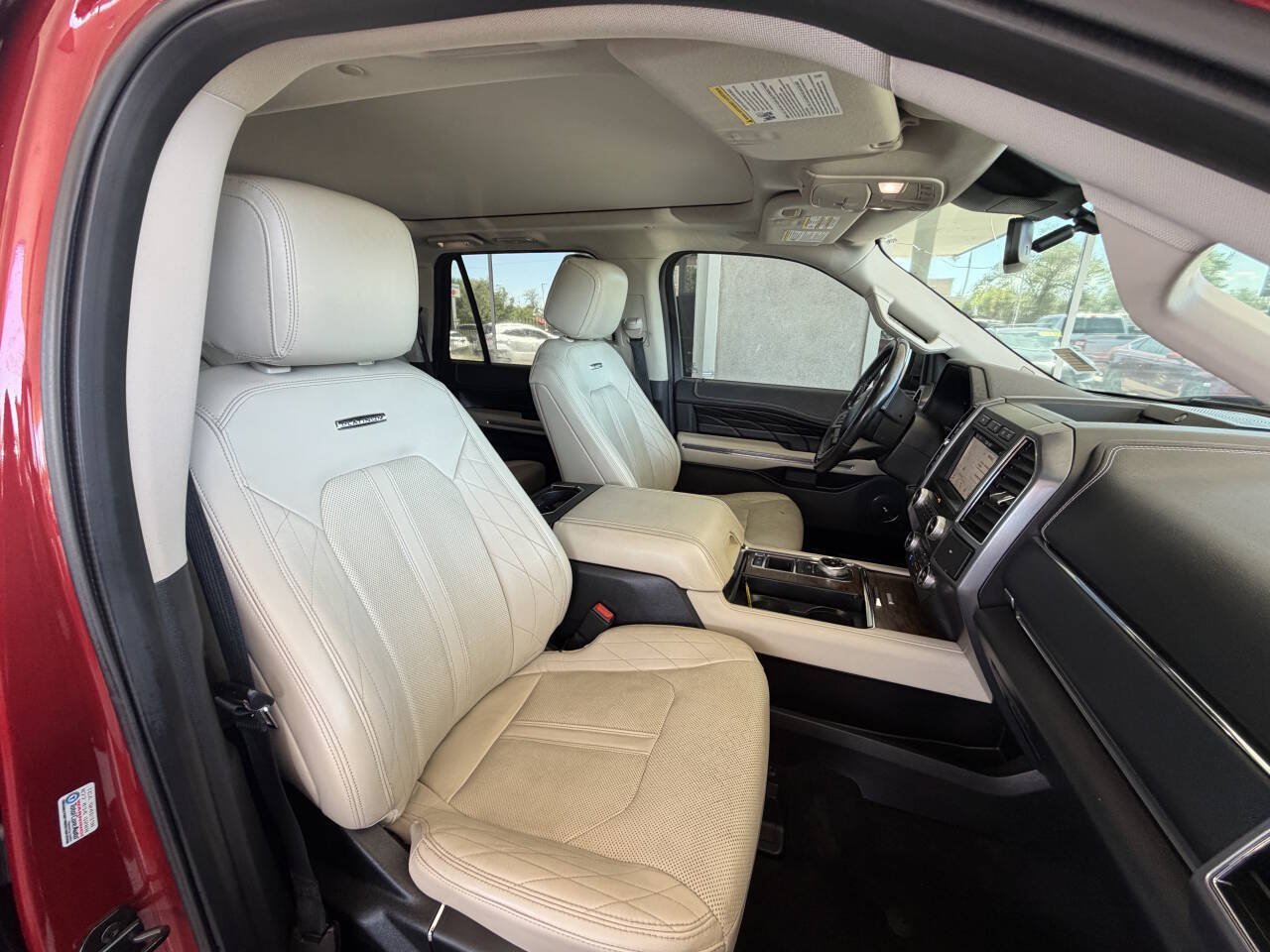 Used 2019 Ford Expedition Max Platinum RWD image 17