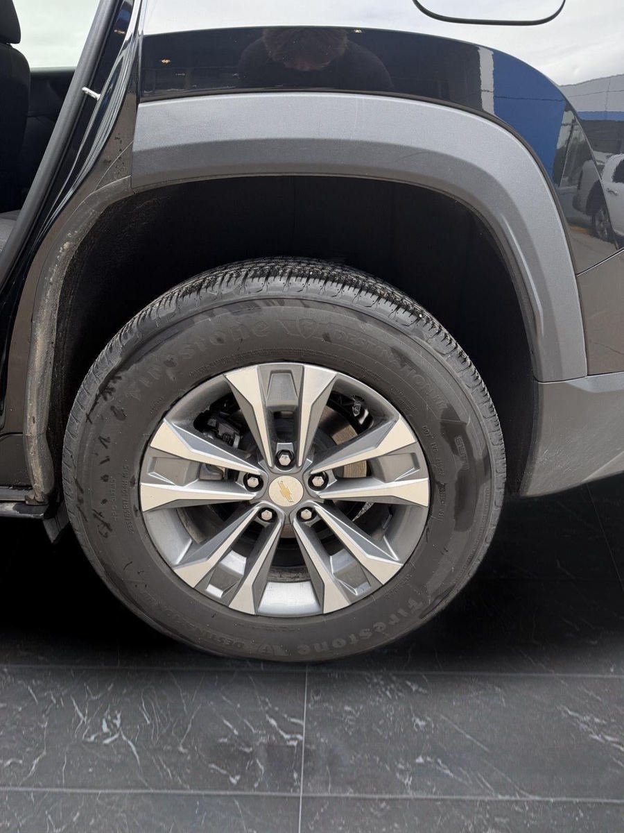 Used 2025 Chevrolet Equinox LT FWD image 20