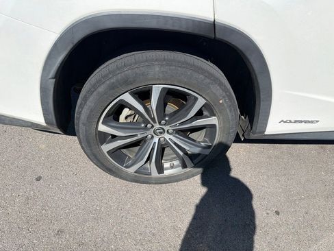 Used 2020 Lexus RX 450hL AWD w/ Premium Package image 22