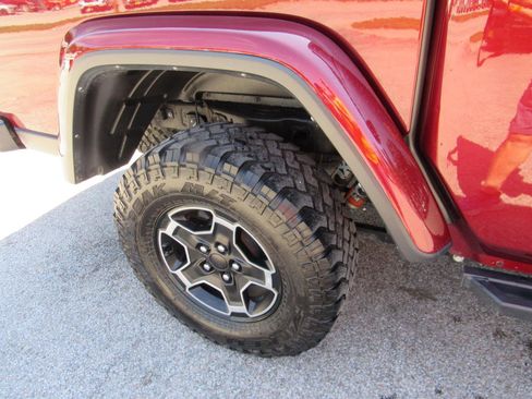 Used 2021 Jeep Gladiator Mojave AWD/4WD image 4