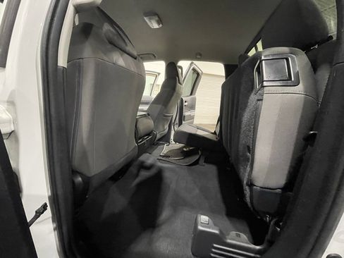 Used 2014 Toyota Tundra SR image 15