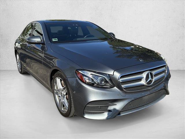 Used 2018 Mercedes-Benz E 300 4MATIC image 3