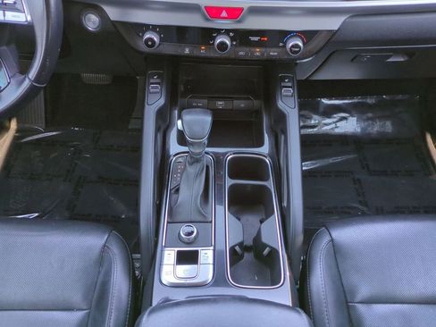 Used 2020 Kia Telluride S image 19