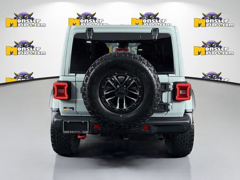 Used 2024 Jeep Wrangler Unlimited Rubicon AWD/4WD image 6