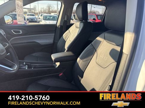 Used 2022 Jeep Compass Latitude image 21