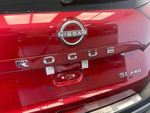 Certified 2023 Nissan Rogue SL image 29