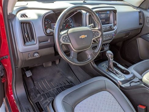 Used 2022 Chevrolet Colorado Z71 w/ Safety Package image 17