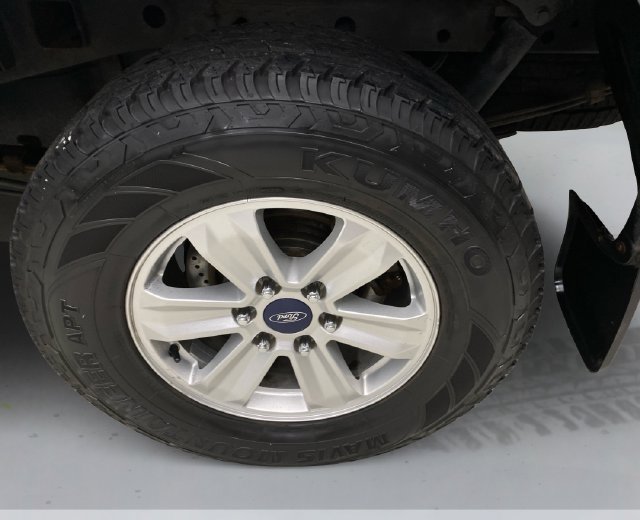 Used 2016 Ford F150 XLT AWD/4WD image 18