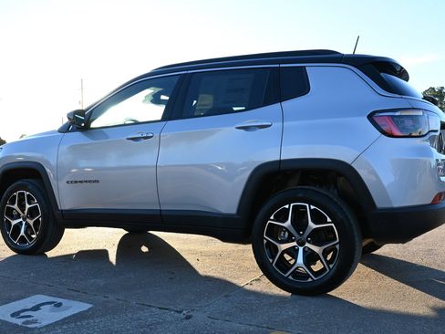 New 2026 Jeep Compass Limited w/ Sun, Sound & Navigation Group AWD/4WD image 2