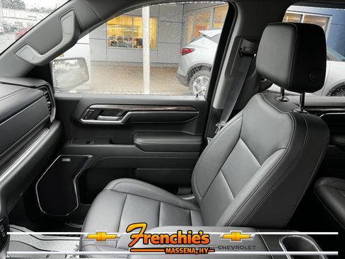 Used 2024 Chevrolet Silverado 1500 LTZ w/ LTZ Premium Package AWD/4WD image 20