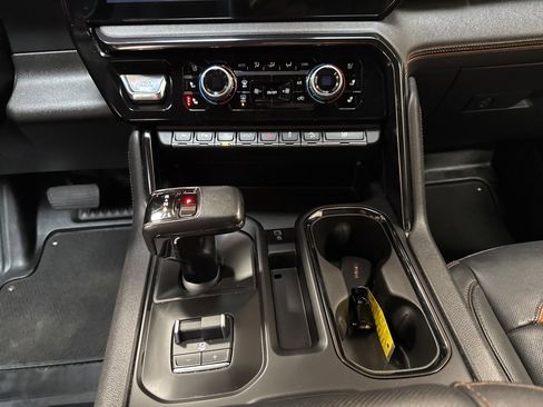 Used 2022 GMC Sierra 1500 AT4 w/ Technology Package image 20