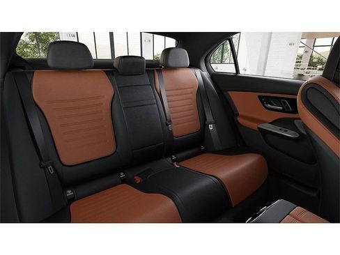 New 2026 Mercedes-Benz C 300 4MATIC Sedan image 5