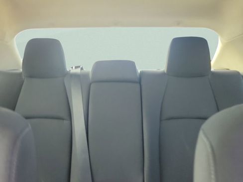 Used 2025 Toyota Corolla LE FWD image 9