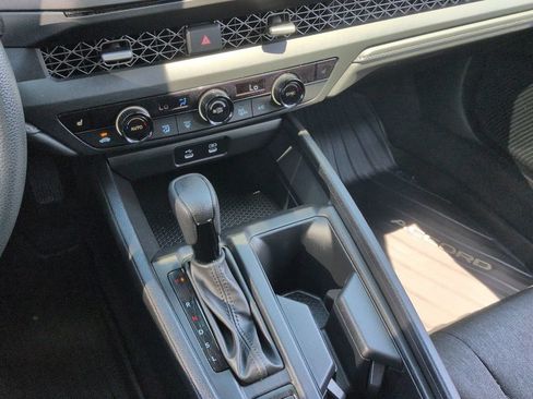 Used 2023 Honda Accord EX image 20