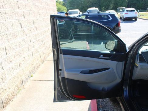 Used 2018 Hyundai Tucson SEL FWD image 15
