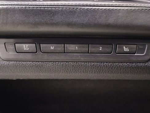 Used 2011 BMW 750Li xDrive image 12