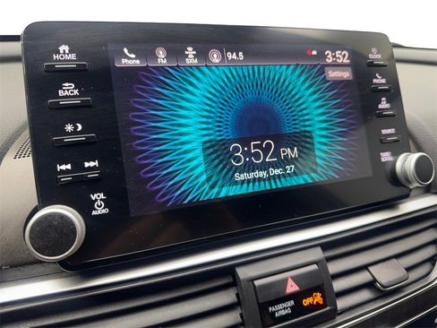 Used 2018 Honda Accord EX image 62