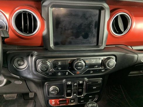 Used 2019 Jeep Wrangler Unlimited Rubicon image 11