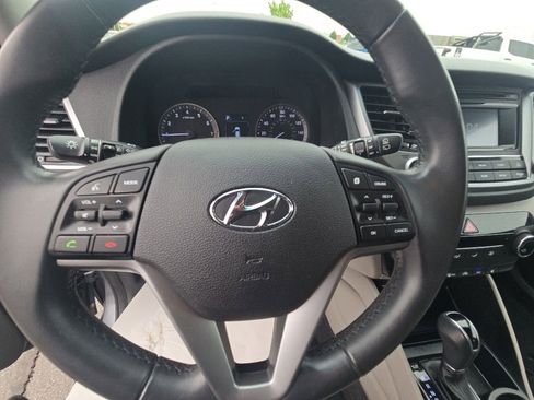 Used 2017 Hyundai Tucson Sport FWD image 16