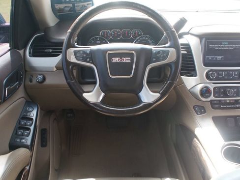 Used 2019 GMC Yukon XL SLT w/ Open Road Package RWD image 5
