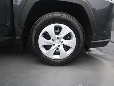 Used 2025 Toyota RAV4 LE FWD image 15