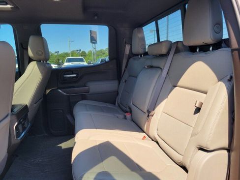 Used 2022 GMC Sierra 1500 SLT AWD/4WD image 22