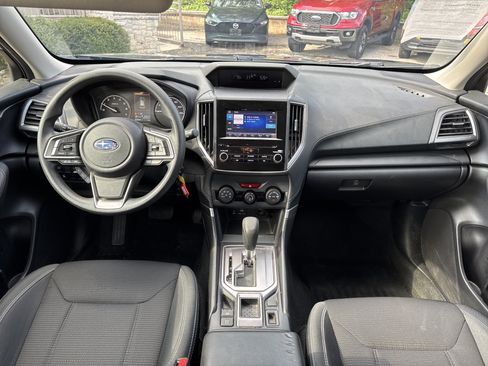 Used 2021 Subaru Forester AWD/4WD image 10