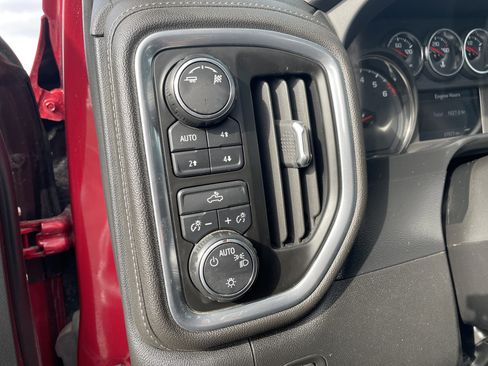 Used 2019 Chevrolet Silverado 1500 LT w/ All-Star Edition image 21