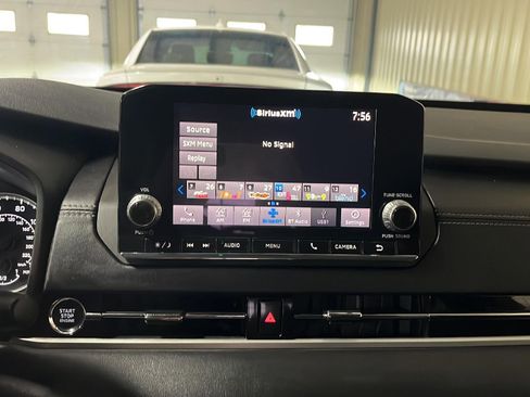 Used 2022 Mitsubishi Outlander ES image 14