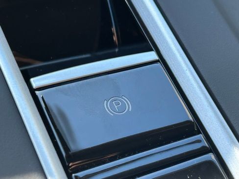 New 2026 Volkswagen Atlas SE image 55