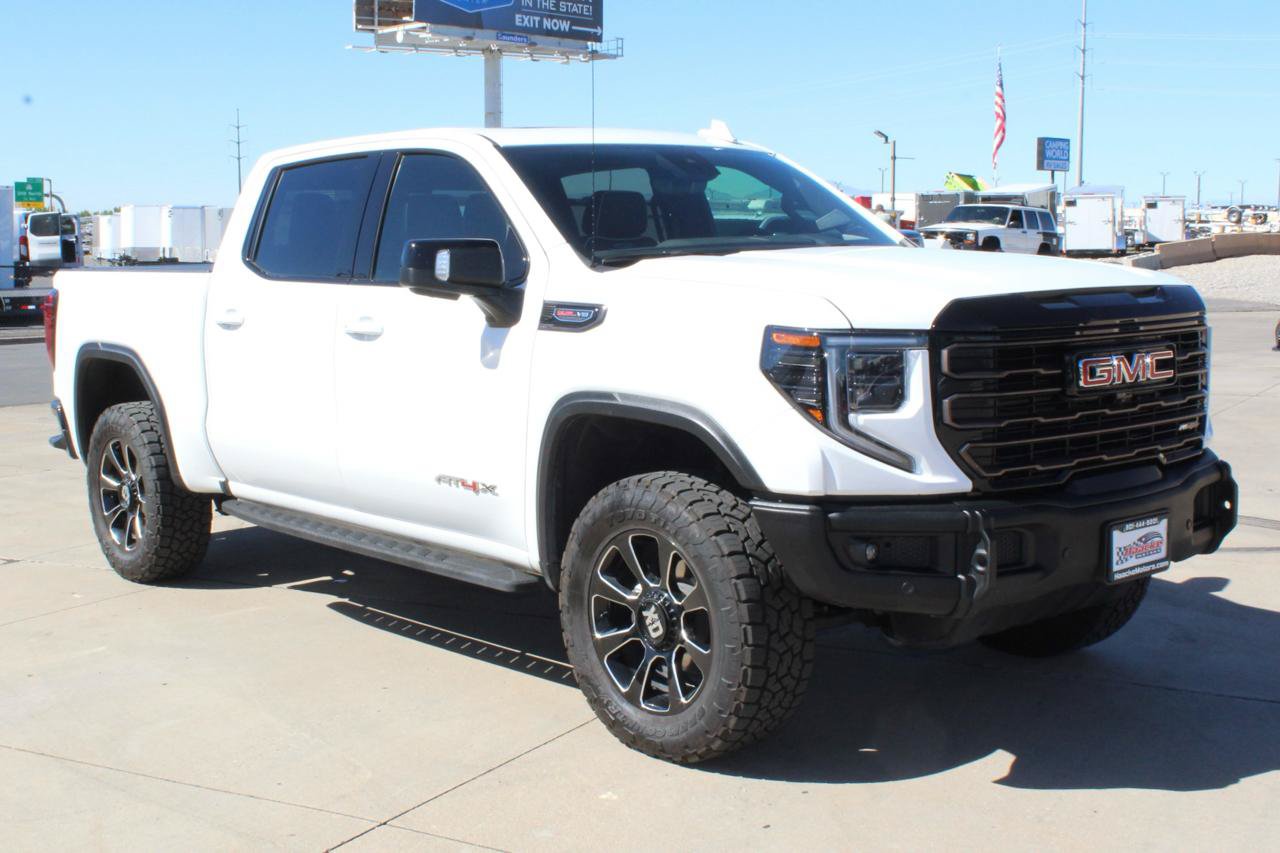 Used 2024 GMC Sierra 1500 AT4X AWD/4WD image 5